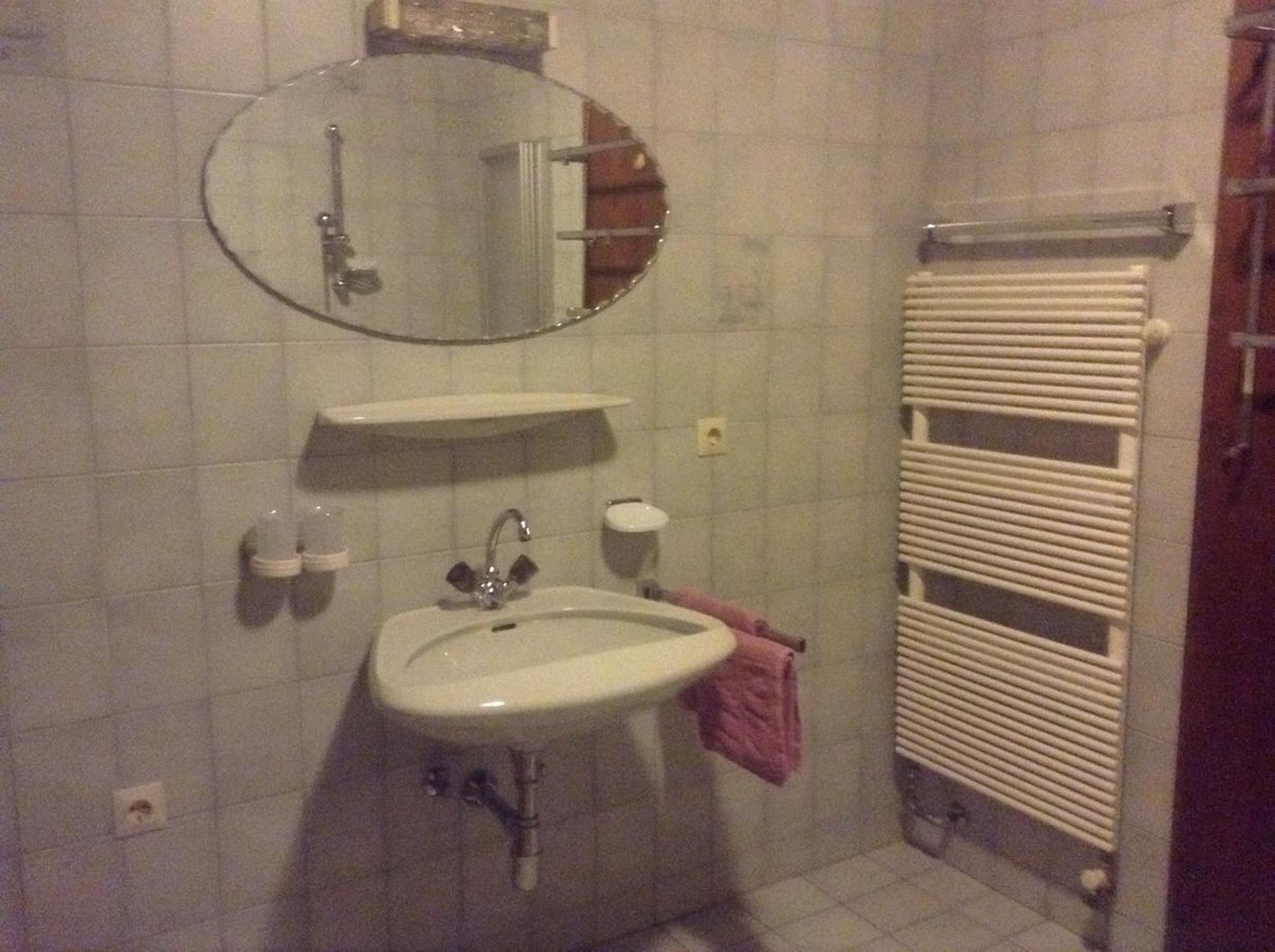 Ferienwohnung Blumen Penz Zell am Ziller Bilik gambar